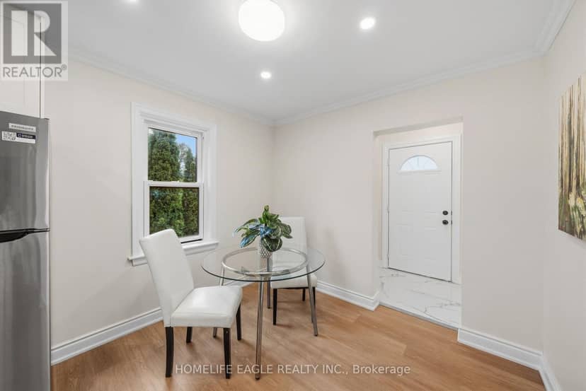 82 Scarborough Heights Boulevard, Toronto, photo 6