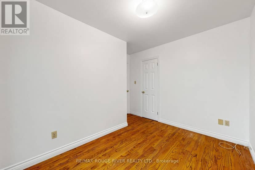 38 Lombardy Crescent — photo 23 of 40