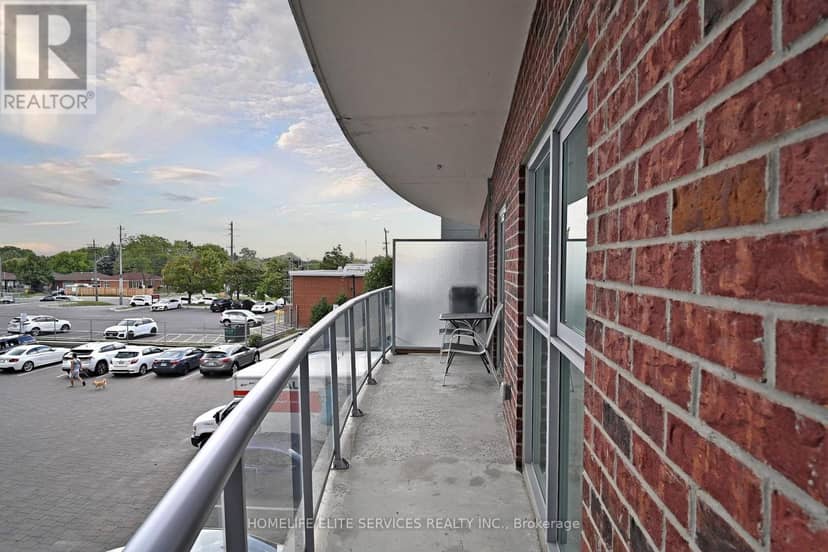 210 - 2152 Lawrence Avenue E — photo 35 of 40
