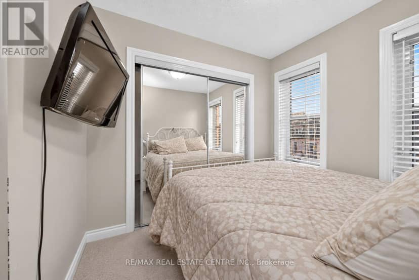 5 - 2530 Countryside Drive — photo 10 of 17