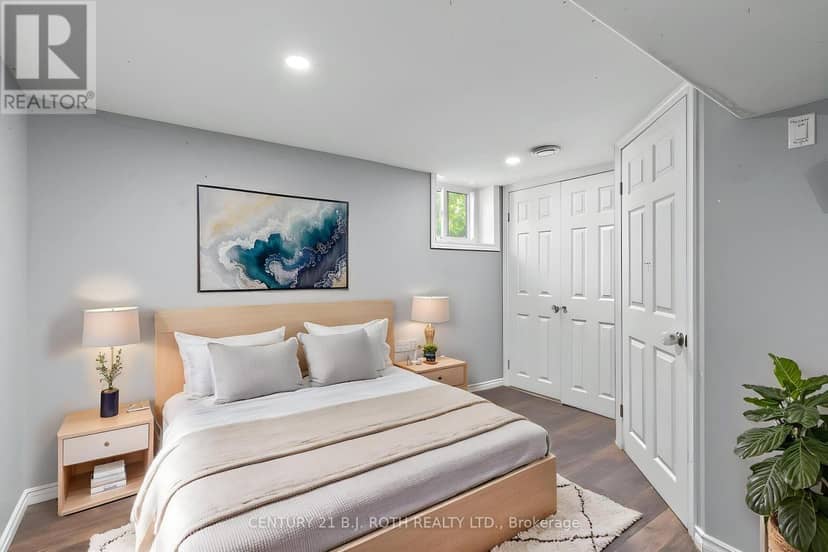 323 Crawford Street — photo 14 of 23