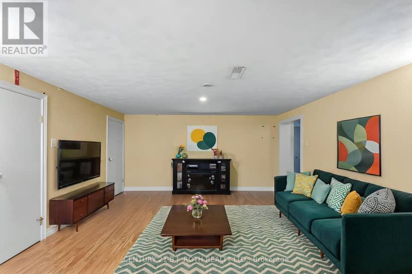 323 Crawford Street — photo 19 of 23