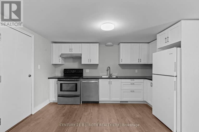 323 Crawford Street — photo 4 of 23