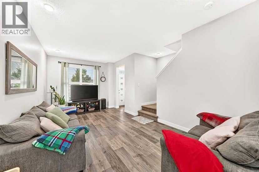 112 Carrington Boulevard NW — photo 9 of 40