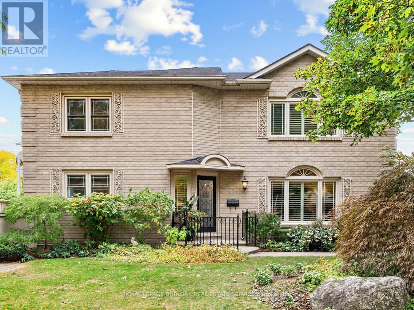 1259 Nathaniel Crescent, Burlington