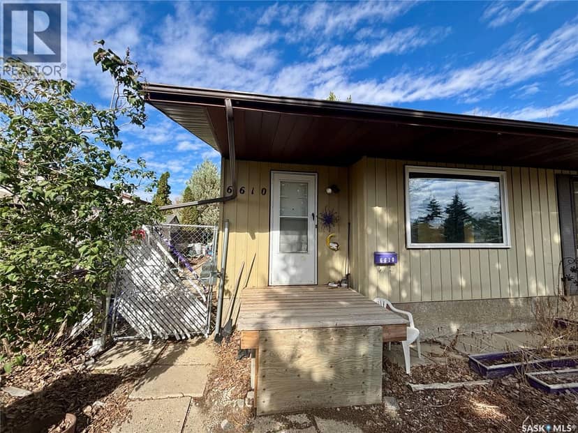 6610 Collins BAY, Regina