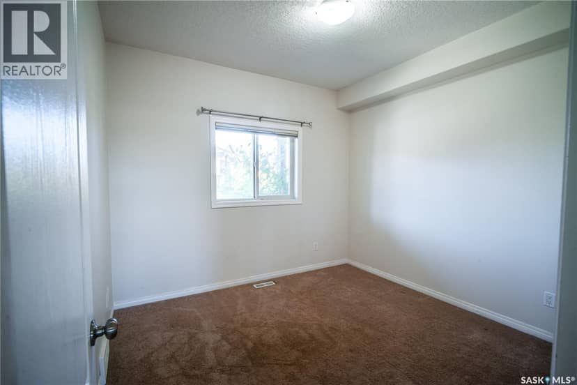 204 3818 Dewdney AVENUE E — photo 16 of 32