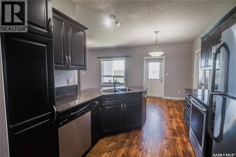204 3818 Dewdney AVENUE E — photo 6 of 32