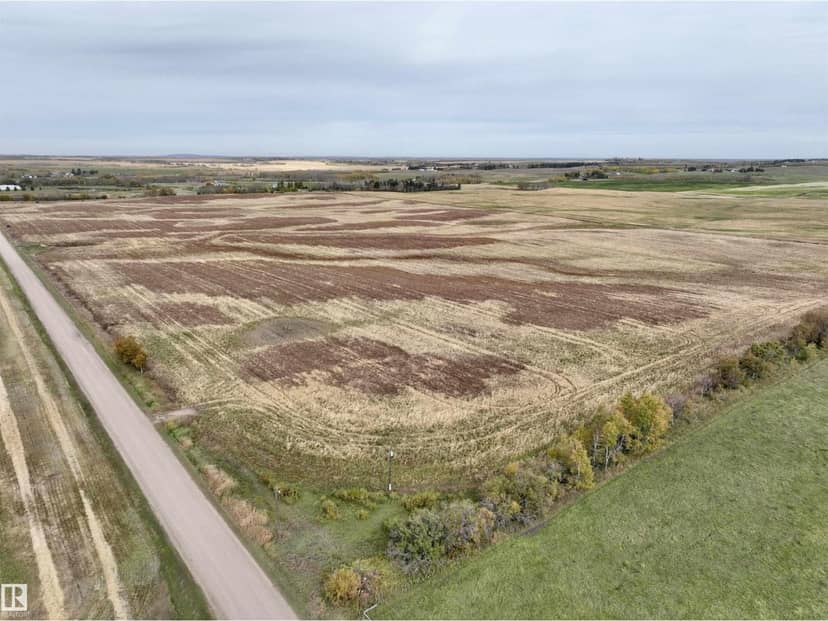 NW 1 58 9 W4, Rural St. Paul County, photo 6
