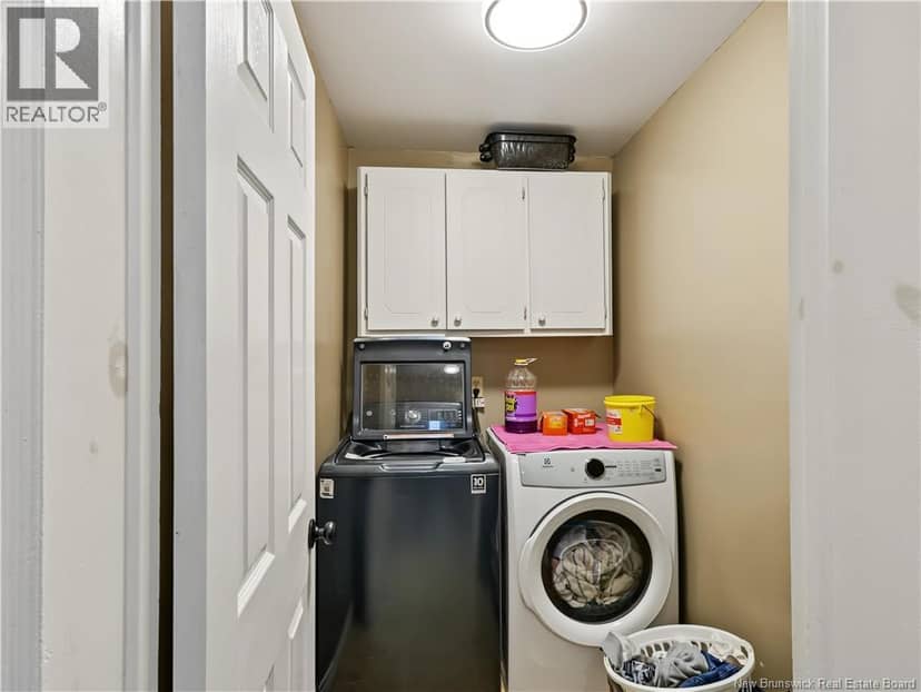 3 Maple Street — photo 10 of 40