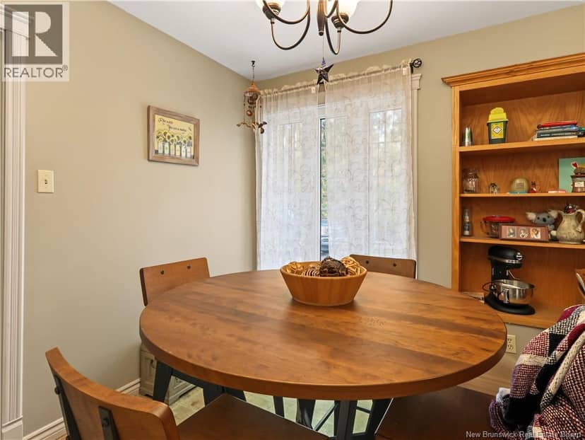 3 Maple Street — photo 14 of 40