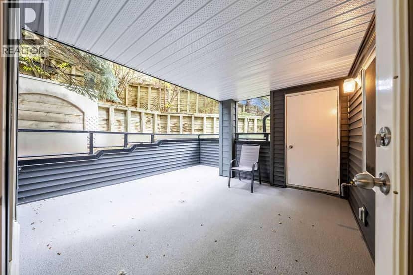 109, 20 Sierra Morena Mews SW — photo 21 of 30