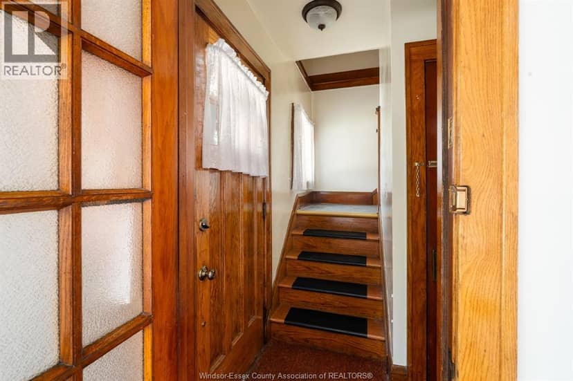2279 Lillian AVENUE — photo 18 of 40