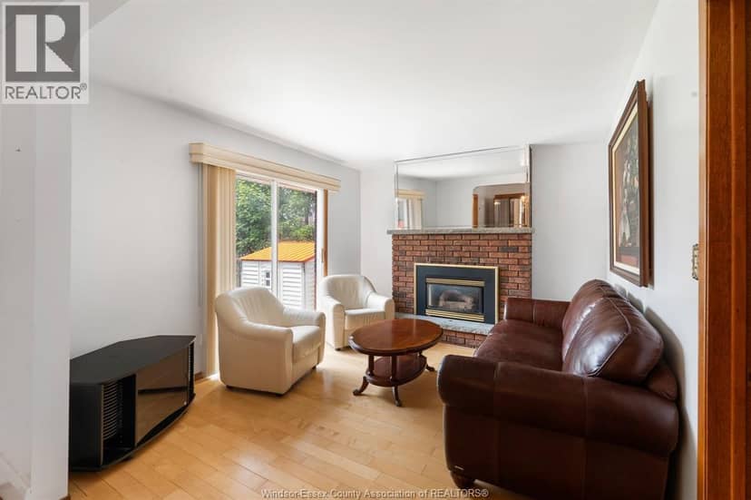 2279 Lillian AVENUE — photo 24 of 40