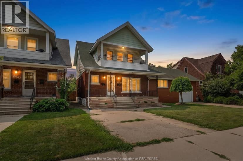 2279 Lillian AVENUE — photo 3 of 40