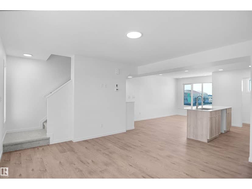 268 Deer Valley DR, Leduc, photo 3
