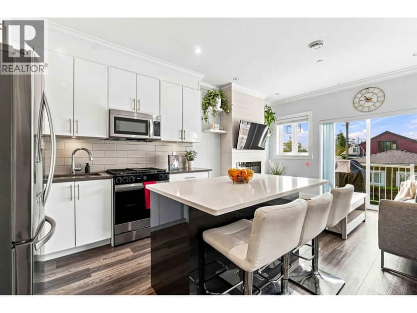 3162 VENABLES STREET, Vancouver