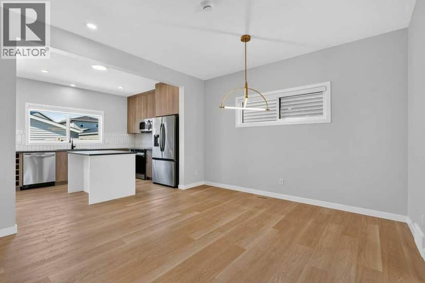 18 Chinook Winds Court SW — photo 12 of 40