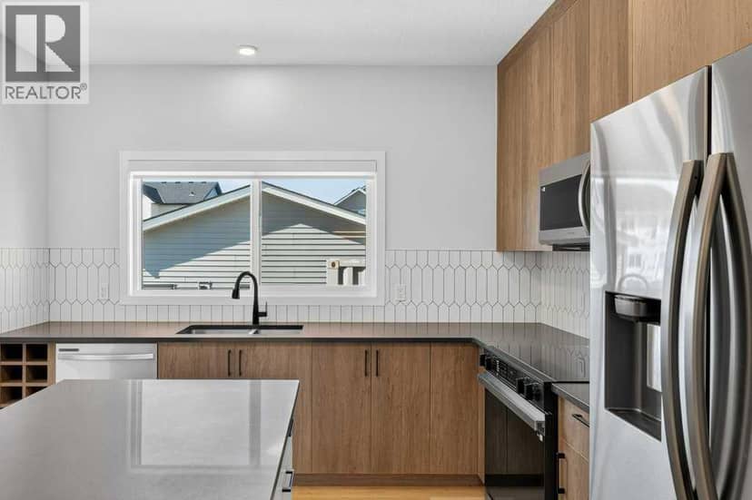18 Chinook Winds Court SW — photo 17 of 40