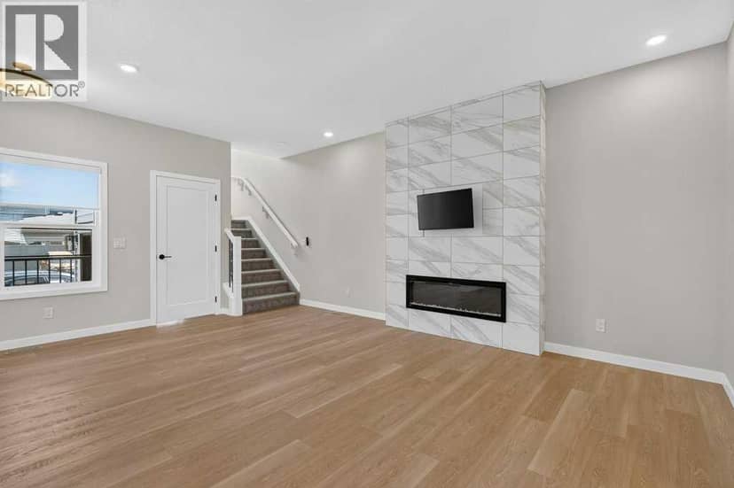 18 Chinook Winds Court SW — photo 9 of 40