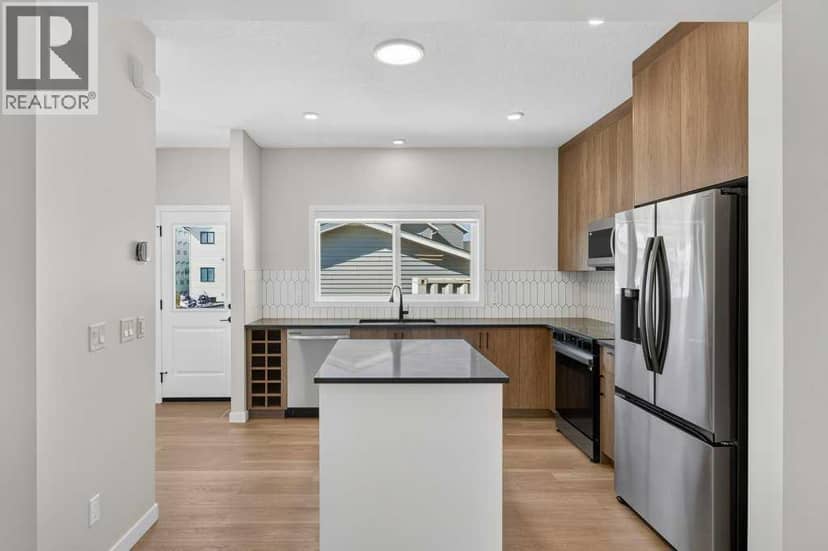 18 Chinook Winds Court SW — photo 14 of 40
