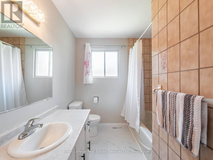 1 Mosswood Lane — photo 19 of 27