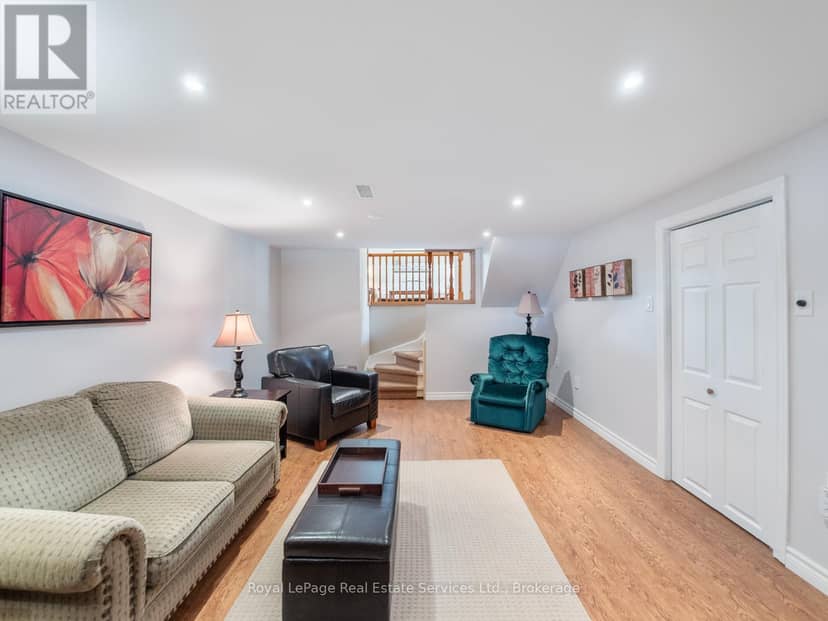 1 Mosswood Lane — photo 21 of 27