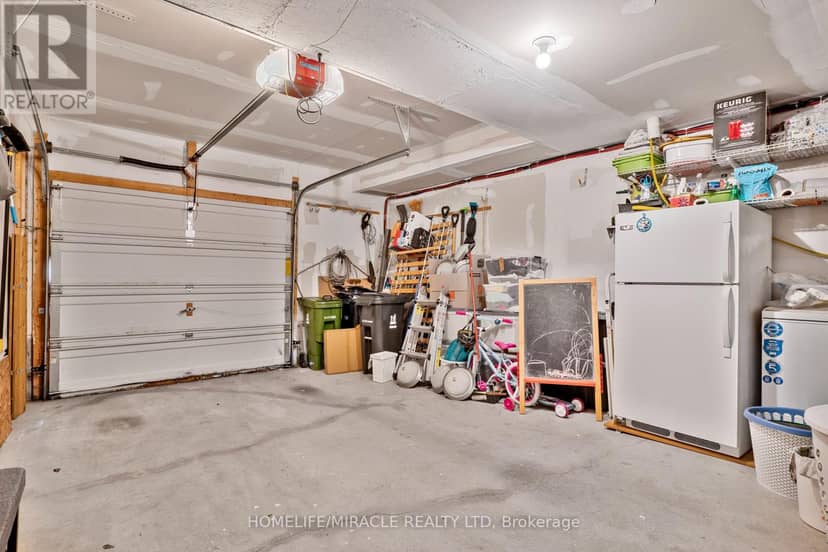 3 De Jong Street — photo 36 of 40