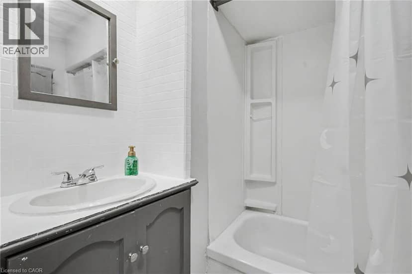 20 EAST 18TH Street — photo 21 of 38