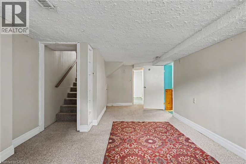 20 EAST 18TH Street — photo 25 of 38