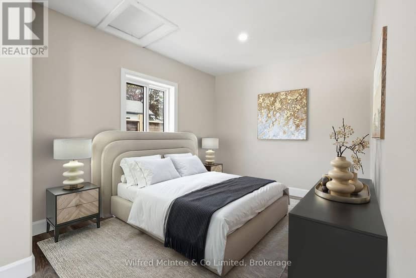 550 Wellington Street — photo 25 of 34