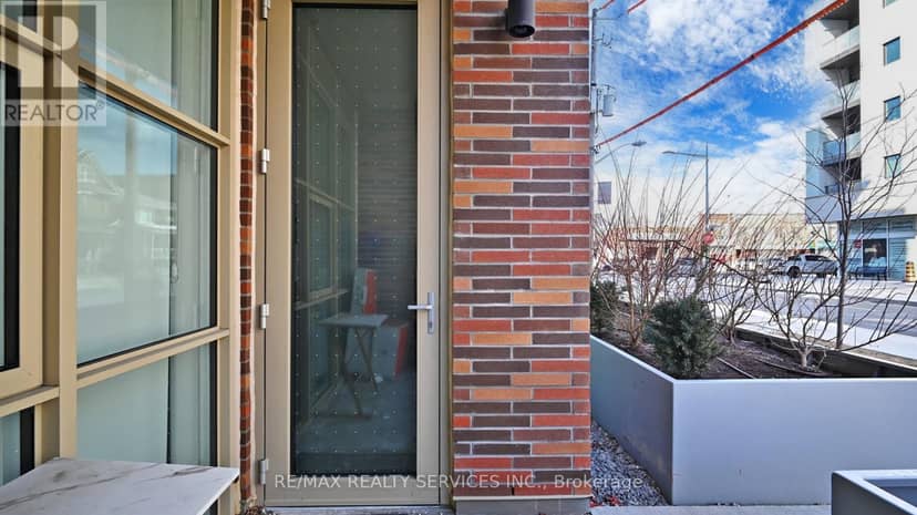 102 - 1787 St. Clair Avenue W, Toronto, photo 4