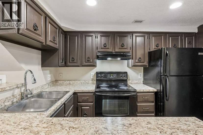 9, 722 4A Street NE, Calgary, photo 8