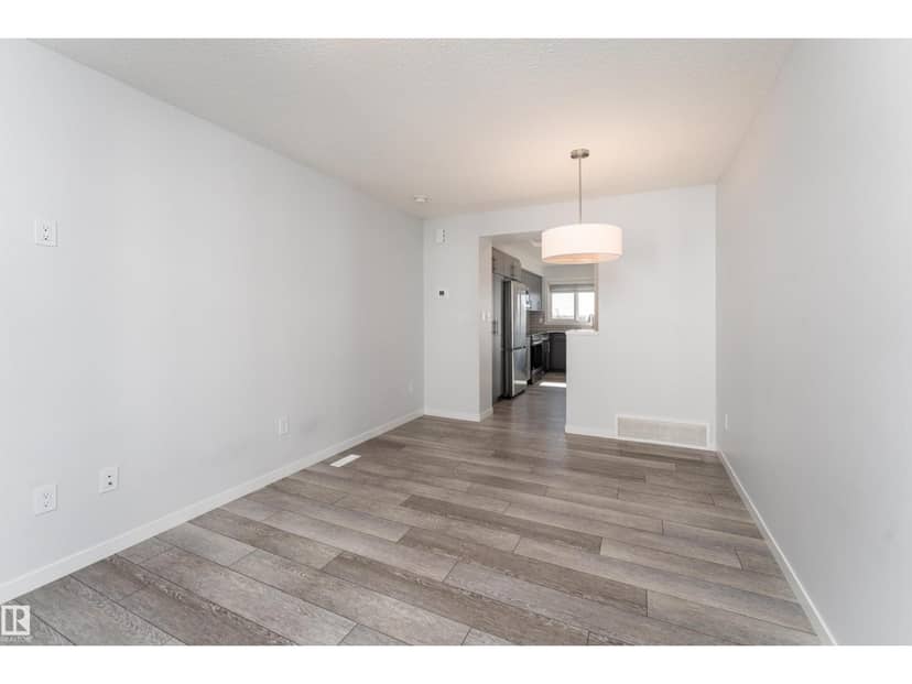 #40 850 Secord Bv NW — photo 13 of 40