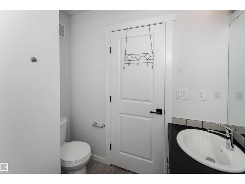 #40 850 Secord Bv NW — photo 20 of 40