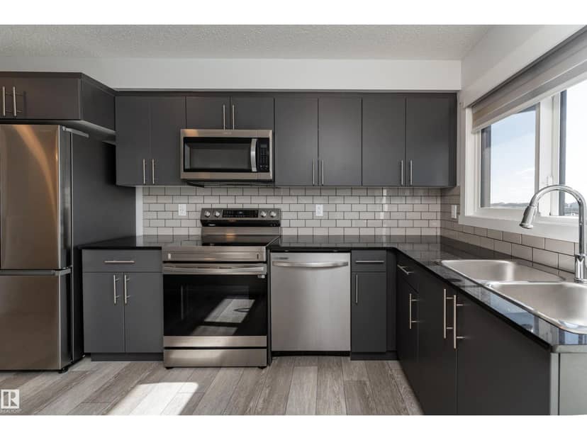 #40 850 Secord Bv NW, Edmonton, photo 2
