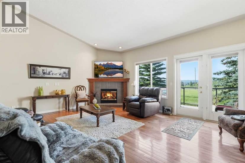 120 Sierra Morena Landing SW, Calgary