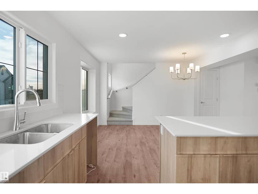 #70 17319 5 ST NE — photo 10 of 27