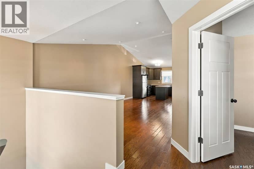 4207 Green Apple DRIVE E, Regina, photo 3