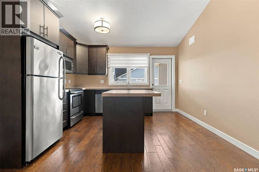 4207 Green Apple DRIVE E — photo 10 of 29