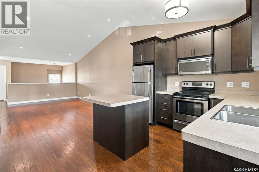 4207 Green Apple DRIVE E — photo 14 of 29