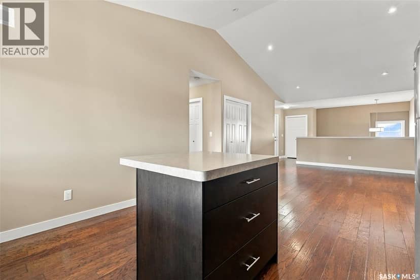 4207 Green Apple DRIVE E — photo 15 of 29