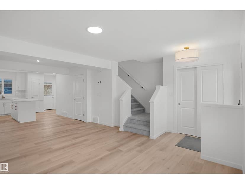 275 Deer Valley DR, Leduc, photo 8