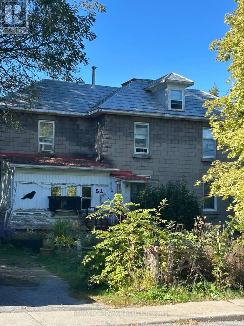 51 Albert Street — photo 21 of 27