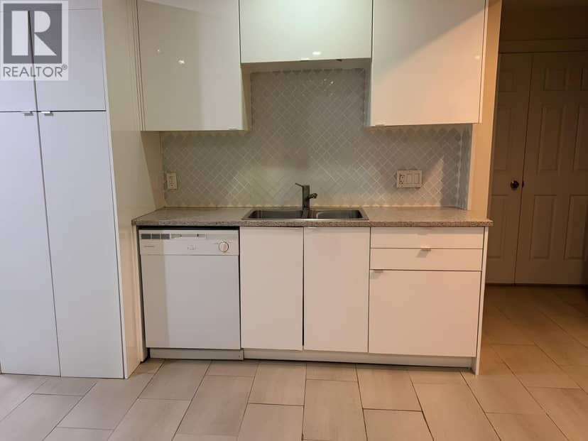 Lower Floor-1560 VINSON CREEK, West Vancouver, photo 5