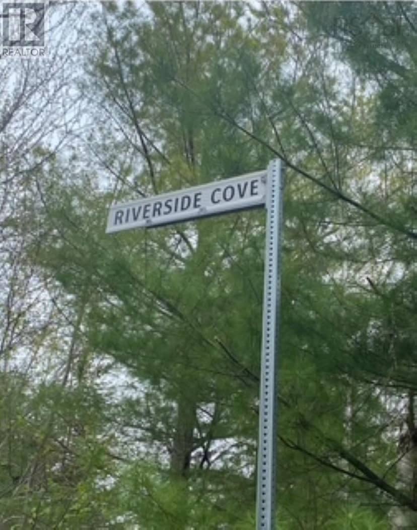 27 Riverside Cove — photo 2 of 22
