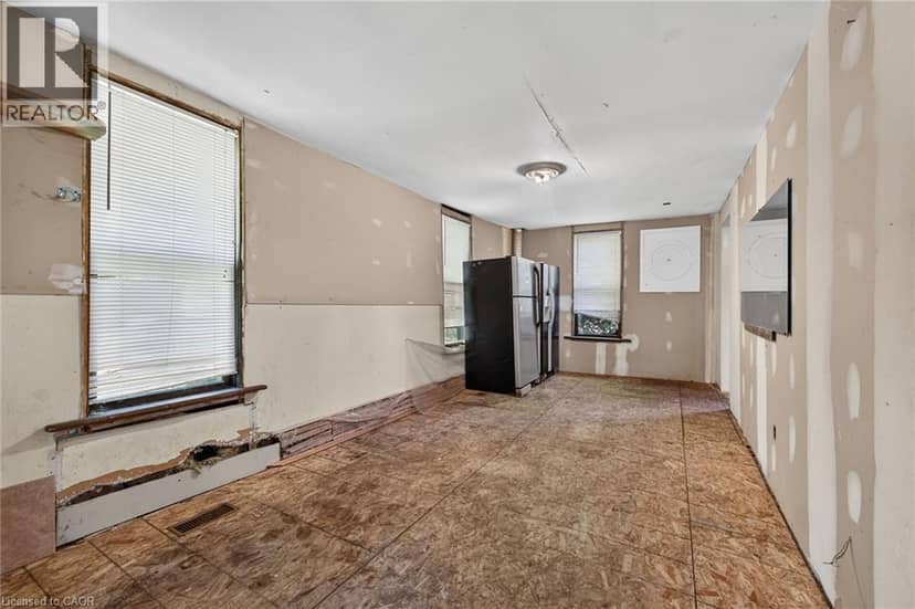 44 SIMS LOCK Road — photo 16 of 40