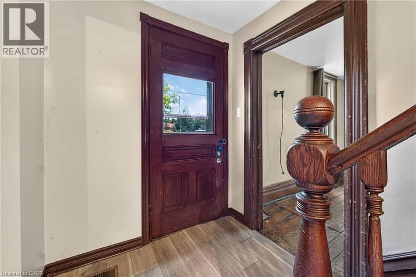 44 SIMS LOCK Road — photo 7 of 40