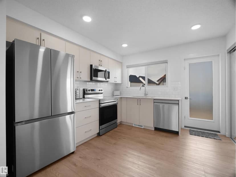 #44 1025 Secord Promenade Pm NW — photo 14 of 40
