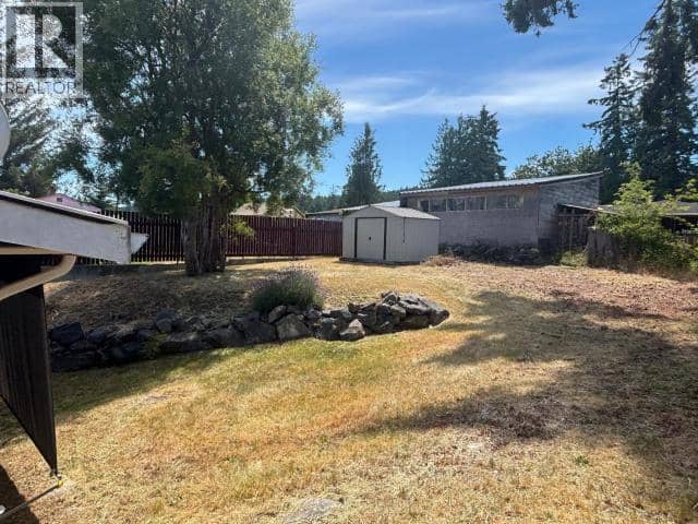 A & B-5375 EARL STREET, Texada Island, photo 2
